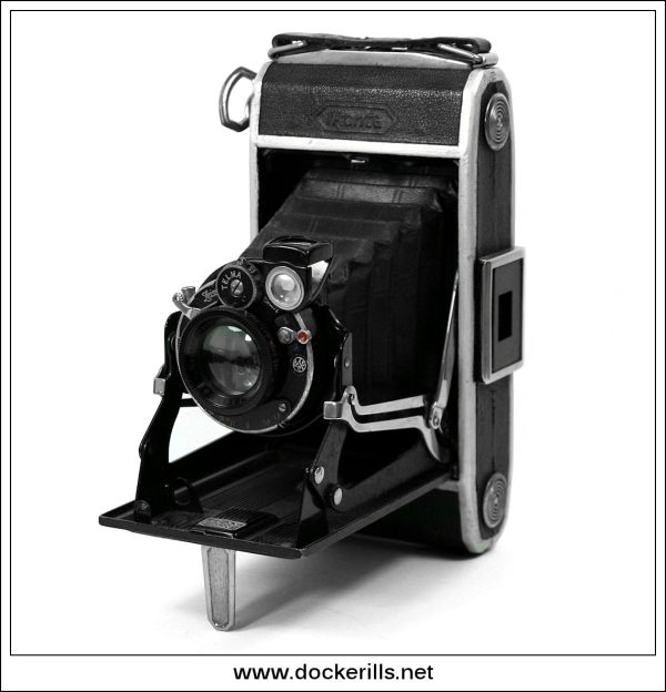 Zeiss Ikon Ikonta Telma Folding Film Camera   Novar Lens. on Sale